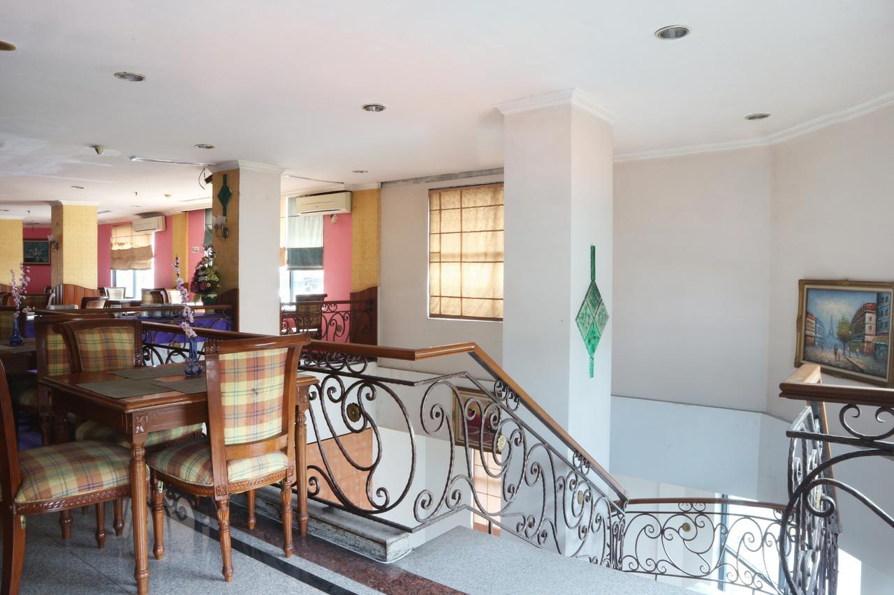 Hotel Farel Yakarta Exterior foto
